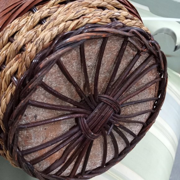 Vintage Clay Pot Vase Wrapped In Woven Wood & Wicker. Hand-made. - Picture 4 of 6